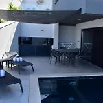 Spectacular X With Heated Pool Overlooking Split And Sea Podstrana