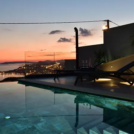 Spectacular X With Heated Pool Overlooking Split And Sea