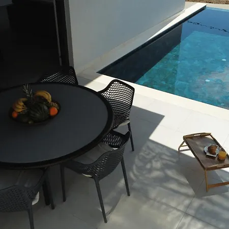 Spectacular X With Heated Pool Overlooking Split And Sea Podstrana