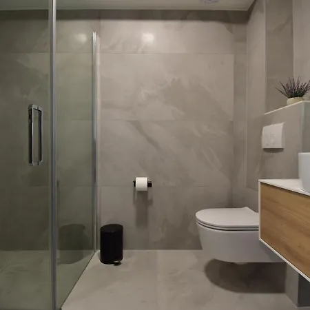 Spectacular X With Heated Pool Overlooking Split And Sea *