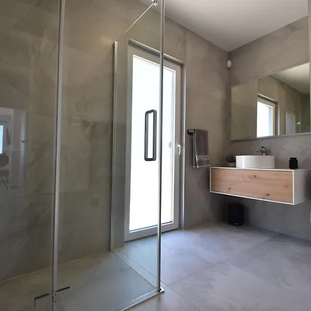 Spectacular X With Heated Pool Overlooking Split And Sea Villa