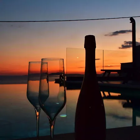 Villa Spectacular X With Heated Pool Overlooking Split And Sea Podstrana