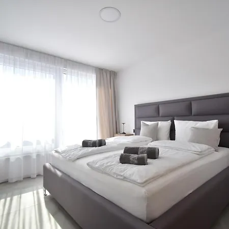 Spectacular X With Heated Pool Overlooking Split And Sea Villa *