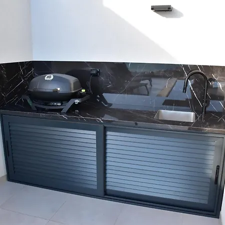 Villa Spectacular X With Heated Pool Overlooking Split And Sea
